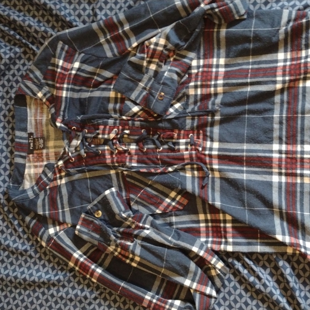 Girl's Flannel with cut-out, size: small